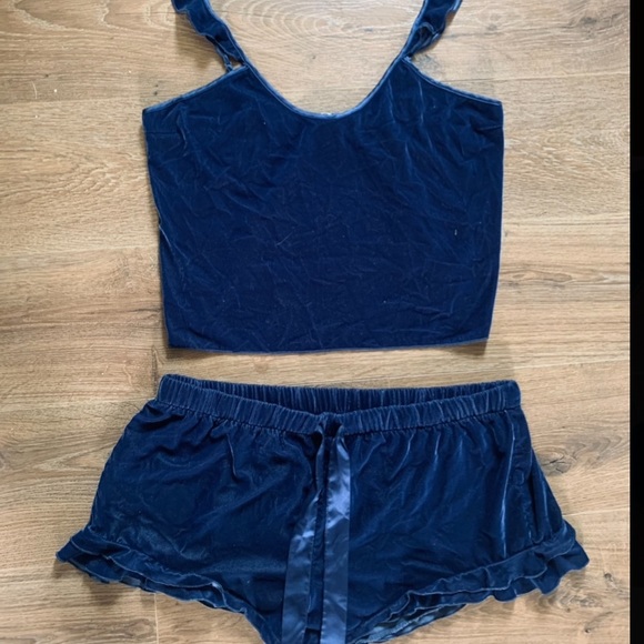 SOLD - Picture 3 of 7